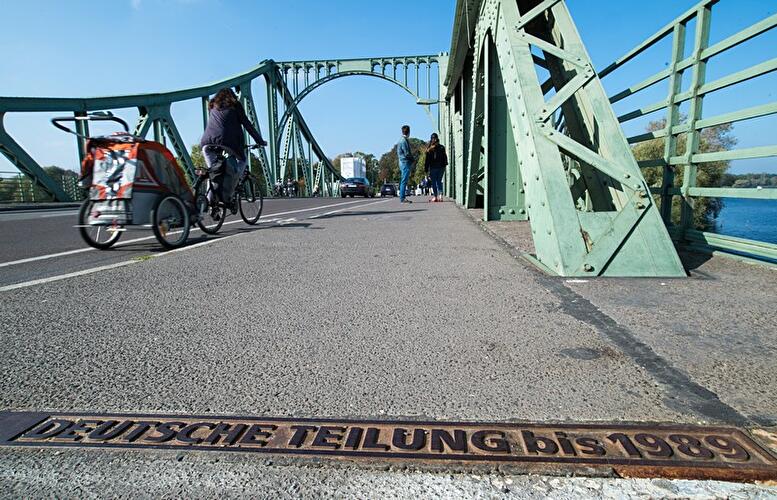Glienicker Brücke