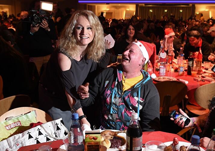 Frank Zanders Weihnachtsfeier für Obdachlose