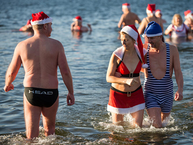 Weihnachtsbaden im Orankesee