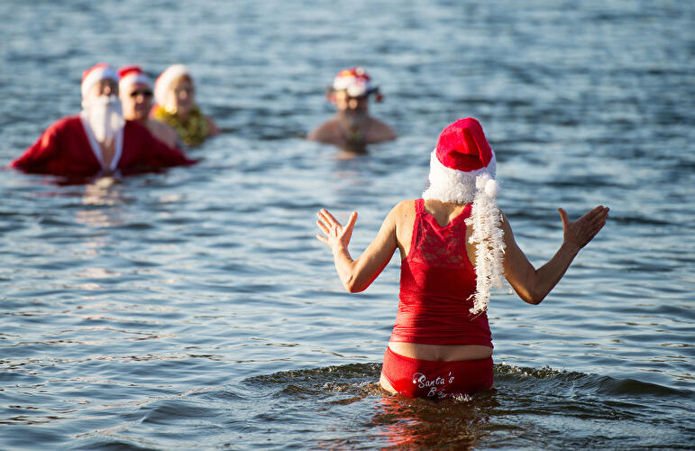 Weihnachtsbaden im Orankesee