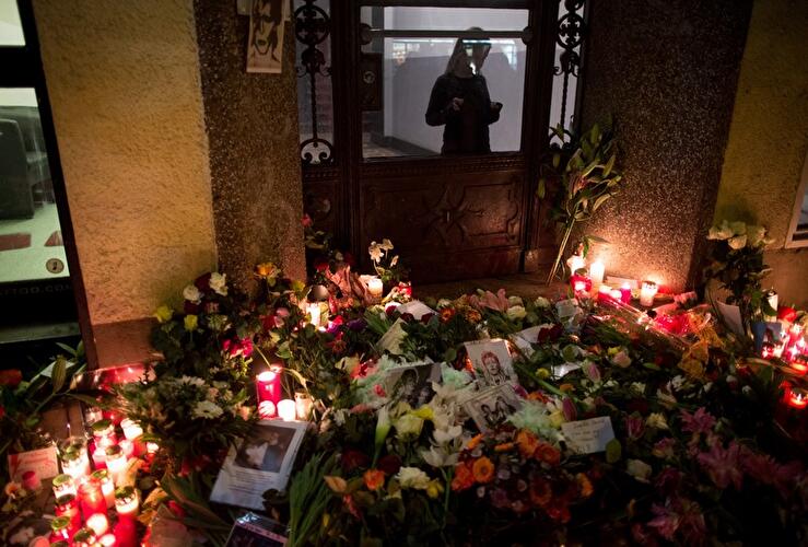 Trauer um David Bowie in Berlin - Wohnhaus