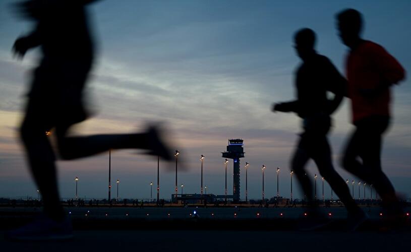 Airport Night Run