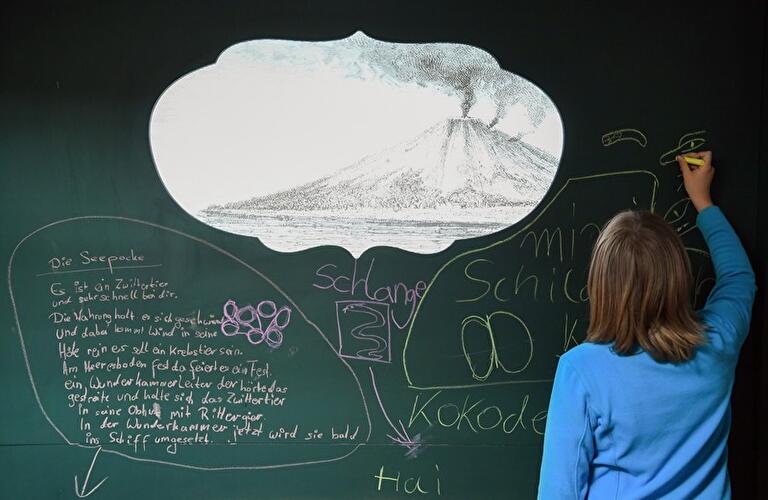 Wunderkammerschiff auf der MS John Franklin