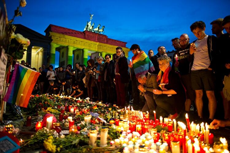 Mahnwache "Berlin for Orlando"
