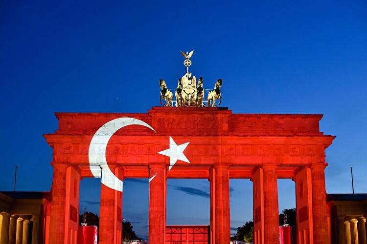 Berlin trauert mit Istanbul