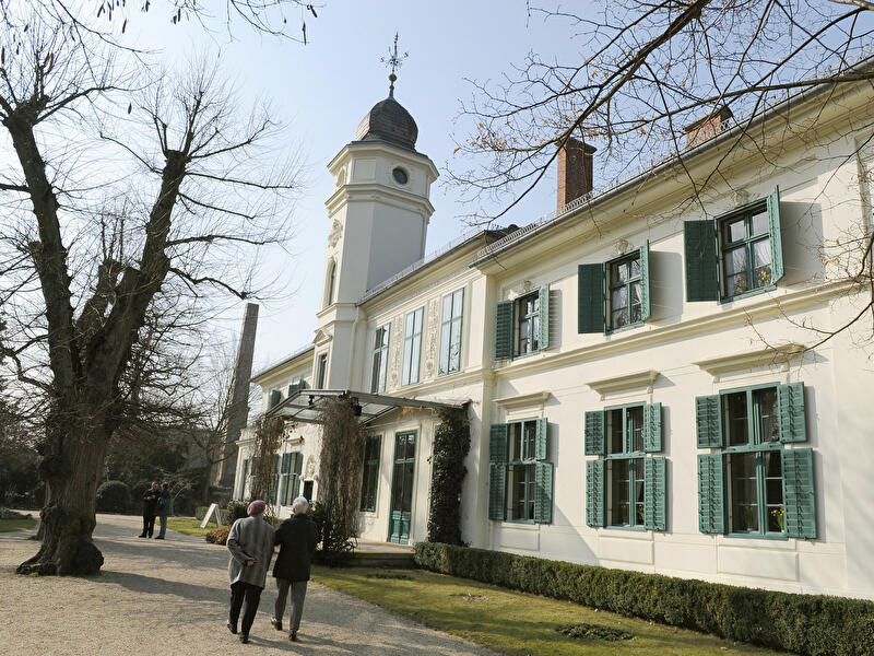 Schloss Britz
