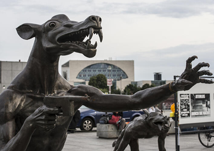 Wölfe am Hauptbahnhof