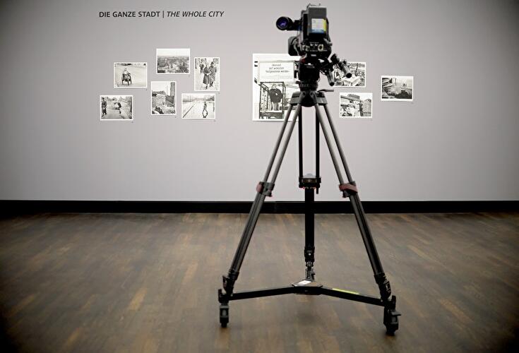 Bernard Larsson. Leaving is Entering