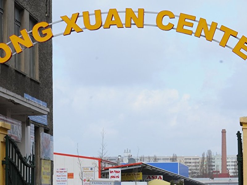 Dong Xuan Center Berlin Brand