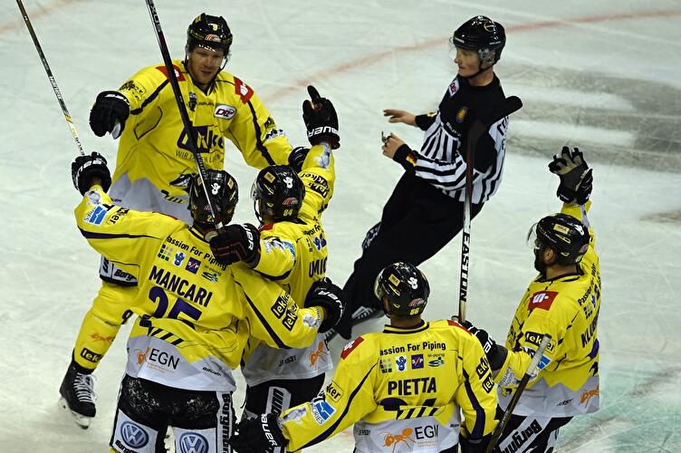 Eisbären verlieren gegen die Krefeld Pinguine