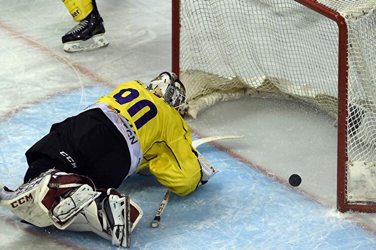 Eisbären verlieren gegen die Krefeld Pinguine