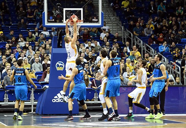 Alba Berlin - Khimki Moskau