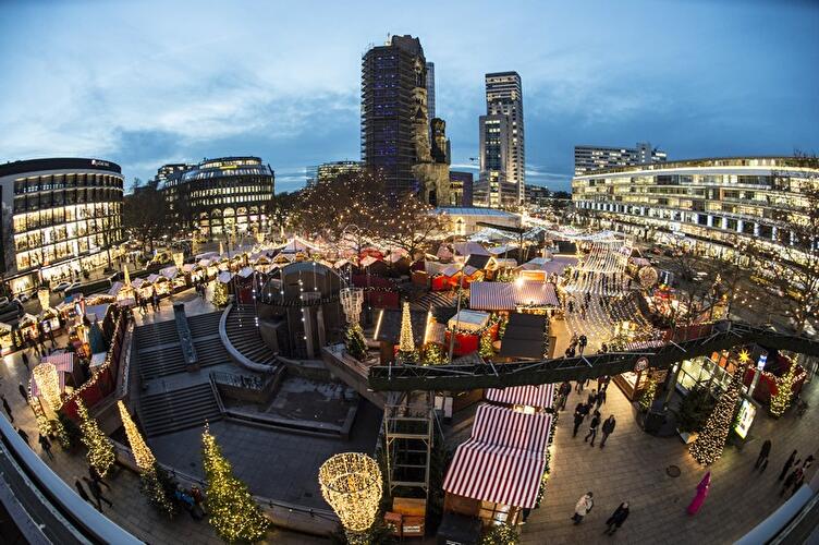 Wihnachtsmarkt an der Gedächtniskirche 2016