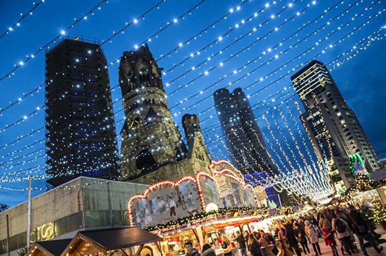 Wihnachtsmarkt an der Gedächtniskirche 2016