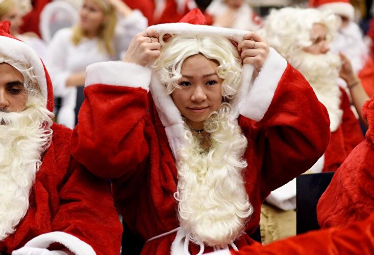 Vollversammlung der Weihnachtsmänner 2016