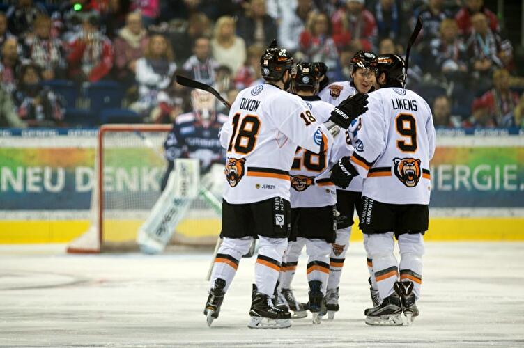 Eisbären Berlin - Grizzlys Wolfsburg