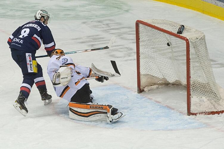 Eisbären Berlin - Grizzlys Wolfsburg