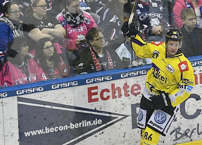 Eisbären Berlin - Krefeld Pinguine