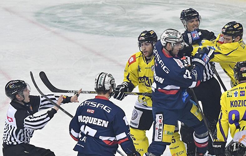 Eisbären Berlin - Krefeld Pinguine