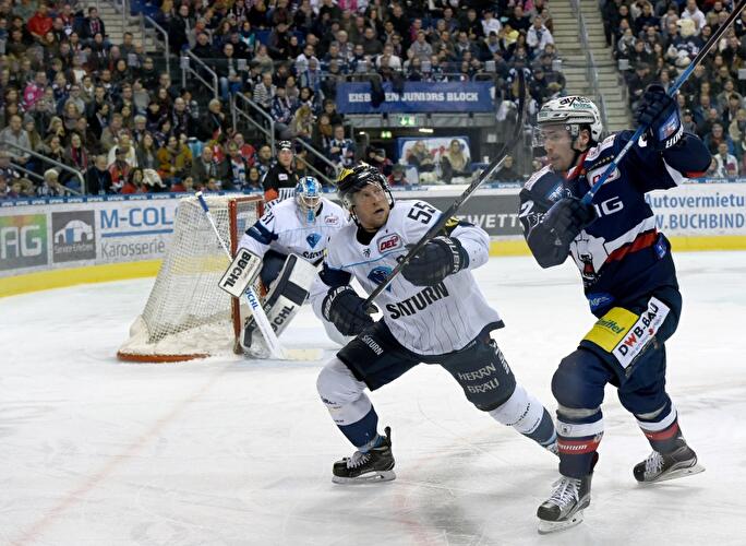 Eisbären siegen gegen Ingolstadt