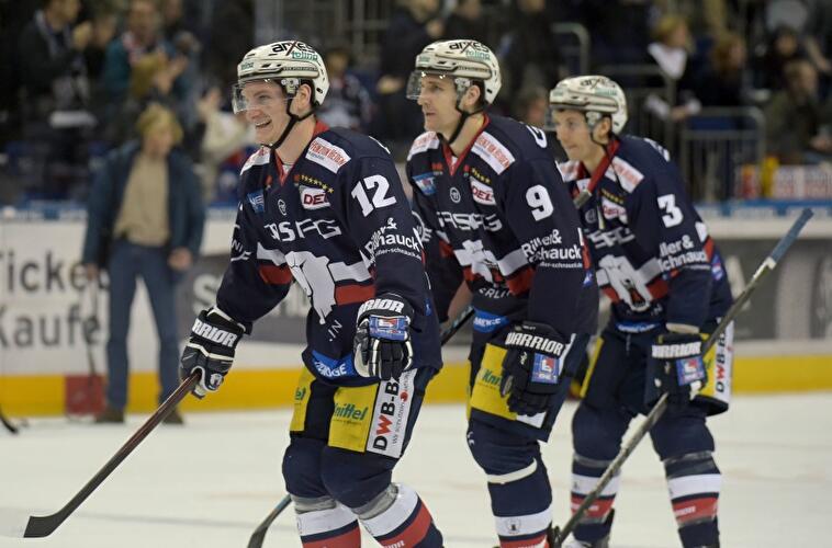 Eisbären siegen gegen Ingolstadt
