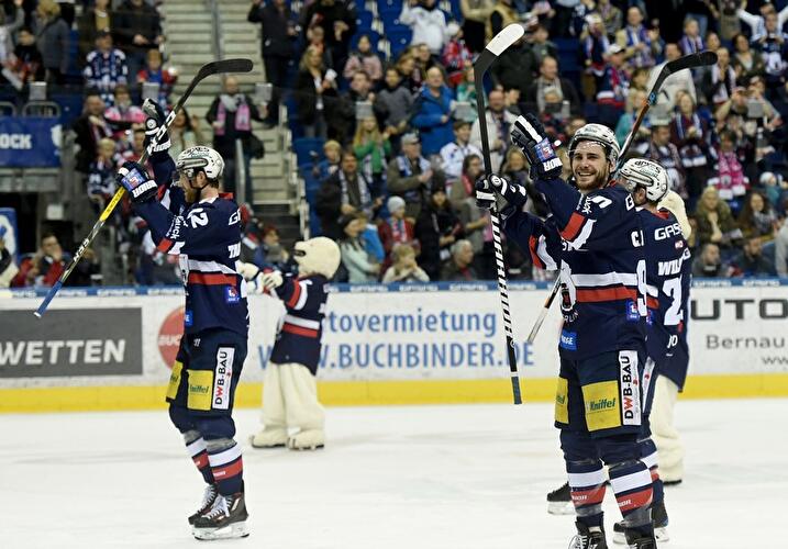 Heimsieg gegen Iserlohn Roosters
