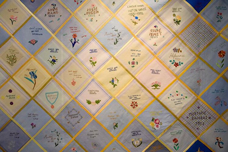 1000 Tücher gegen das Vergessen