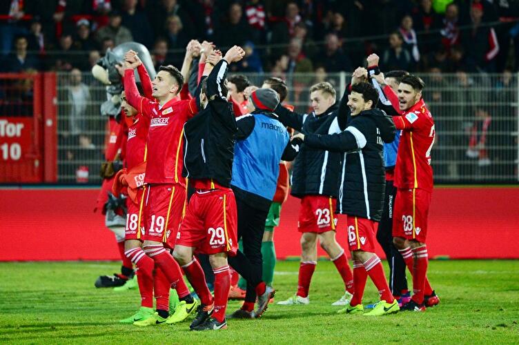 Heimsieg gegen Würzburg