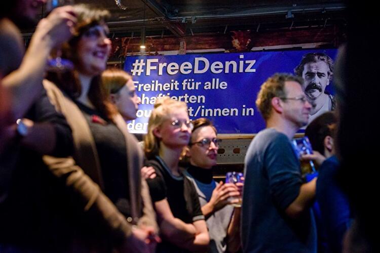 Freunde lesen für Deniz Yücel