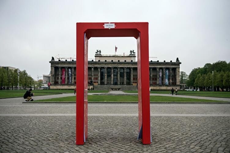Open-Air-Ausstellung «Das Paradies ist überall»