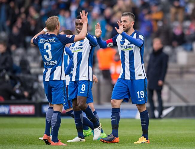 Hertha schlägt Wolfsburg