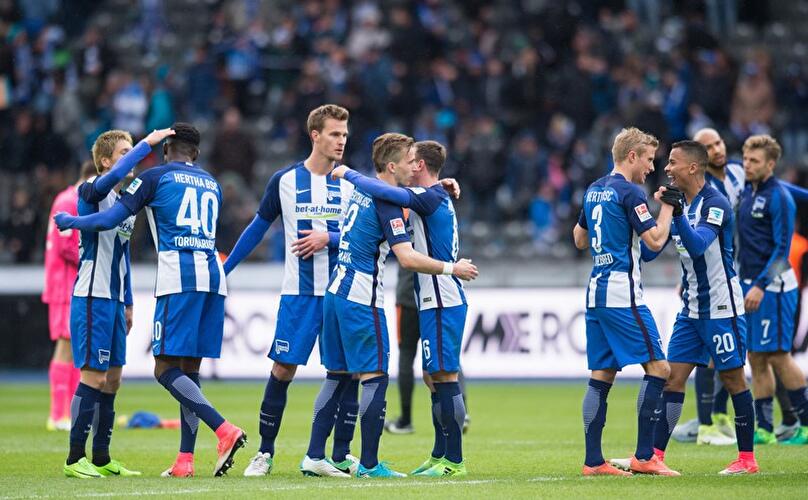 Hertha schlägt Wolfsburg