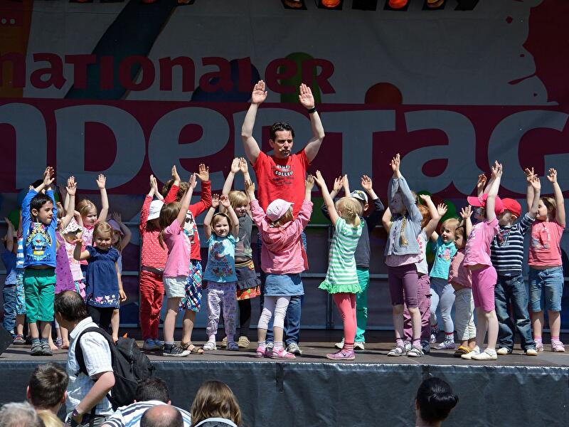 Kindertagsparty im Fez