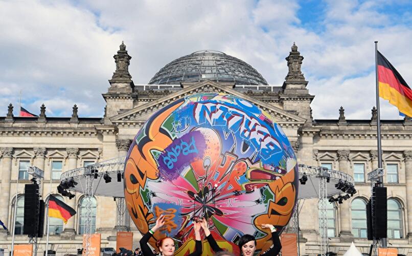 Eröffnungsgottesdienst vor dem Reichstag