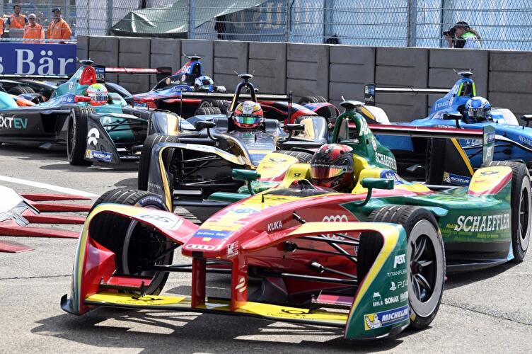 Rosenqvist gewinnt Formel-E-Rennen in Berlin
