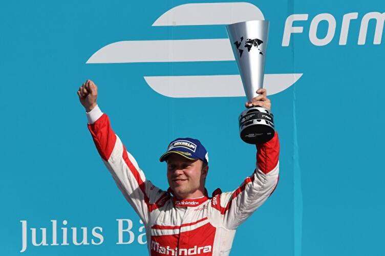 Rosenqvist gewinnt Formel-E-Rennen in Berlin