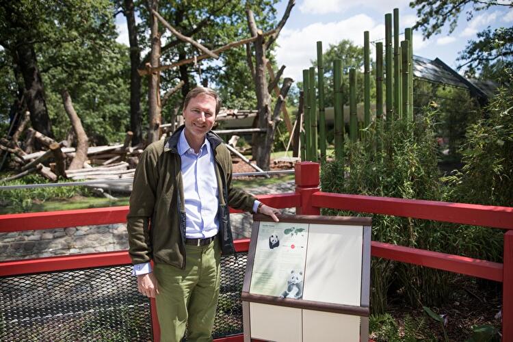 Vorbereitungen im Panda-Gehege