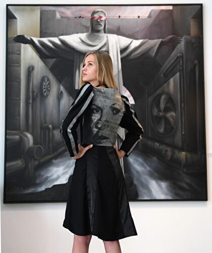 Model Lea Marie mit Bild von Michael Schreckenberger