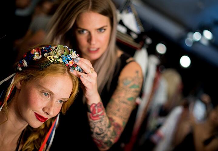 Backstage Styling bei Lena Hoschek
