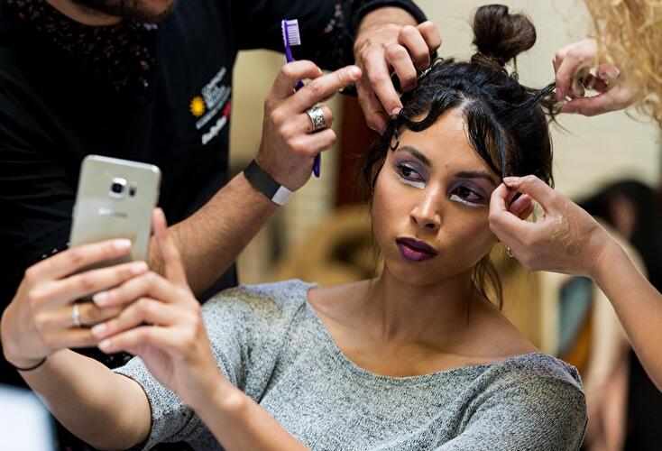 Backstage Styling bei Anja Gockel