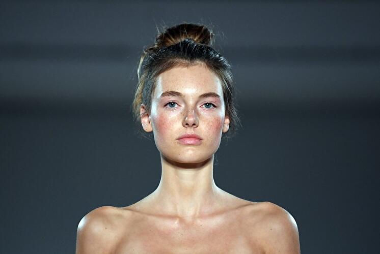 Model Celine Bethmann