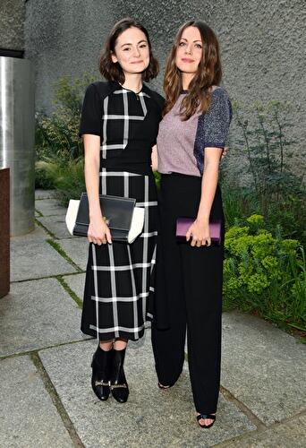 Lea van Acken (l) und Alice Dwyer