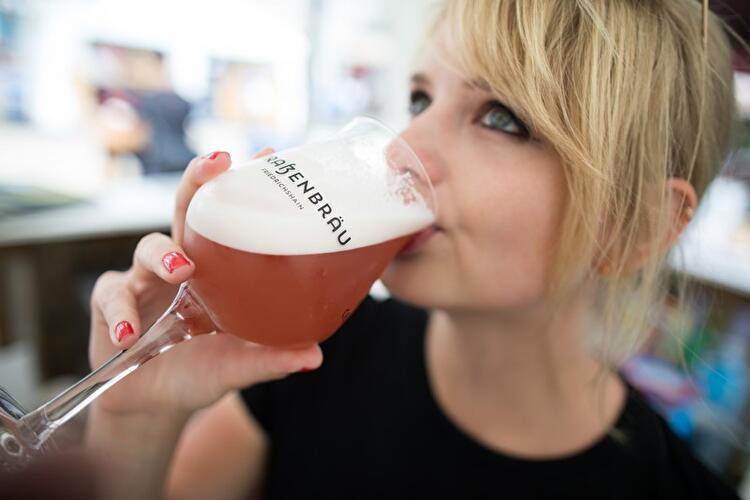 Kirschbier von der Brauerei Straßenbräu