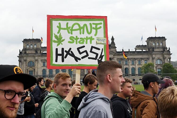 21. Hanfparade