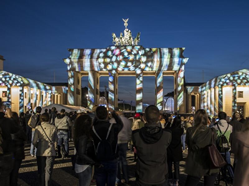 Brandenburger Tor - Berlin leuchtet