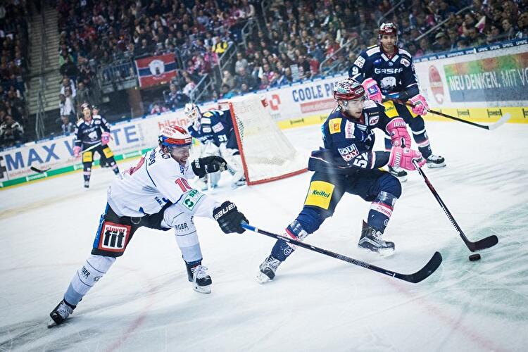 Eisbären Berlin - Schwenninger Wild Wings