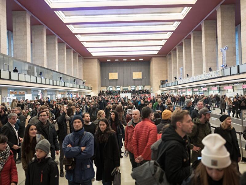 Tag der offenen Tür am ehemaligen Flughafen Tempelhof