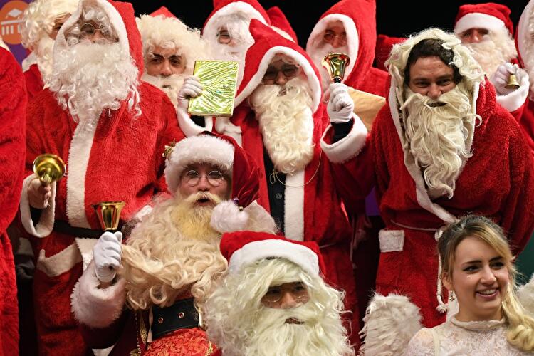 Vollversammlung der studentischen Weihnachtsleute