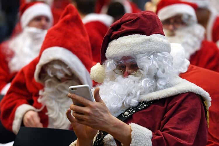 Vollversammlung der studentischen Weihnachtsleute