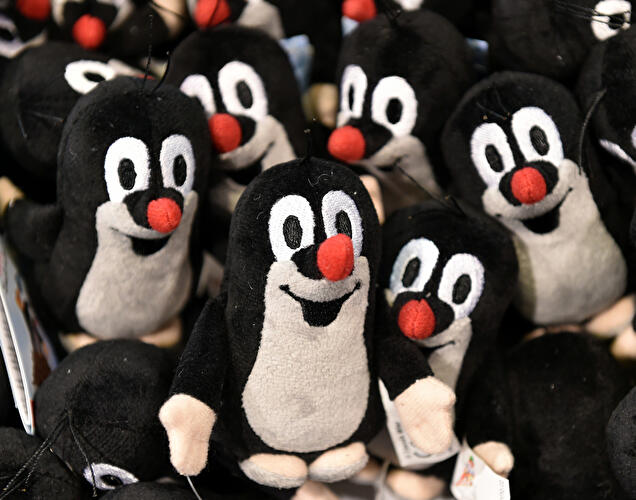 Plüschfigur Kleiner Maulwurf auf der Messe Ostpro